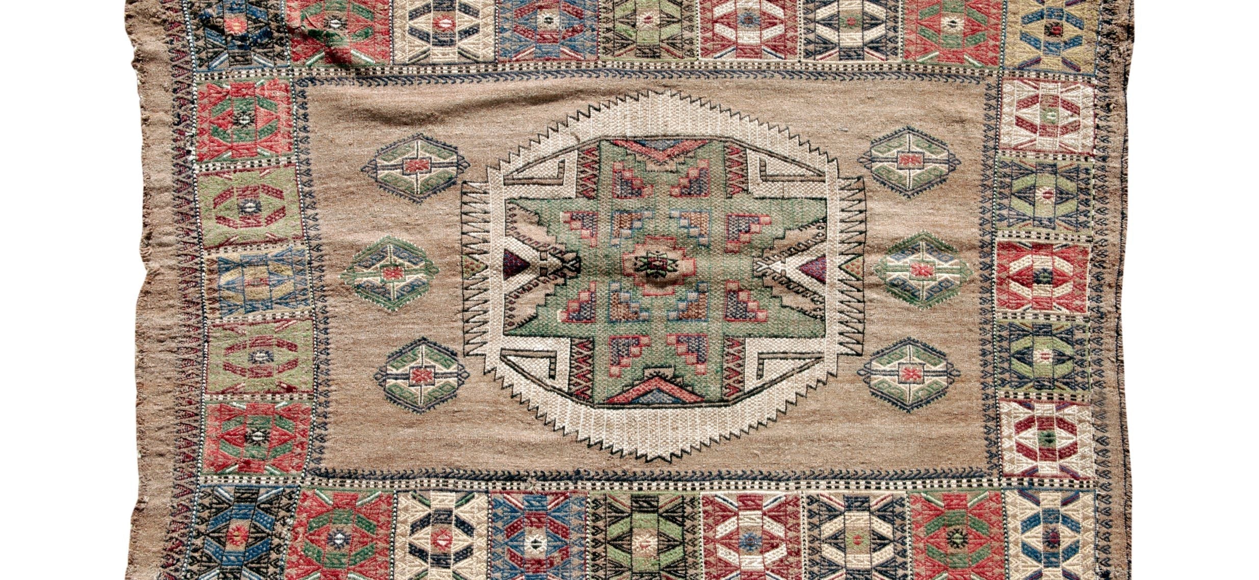 Pros and Cons of Silk Rugs