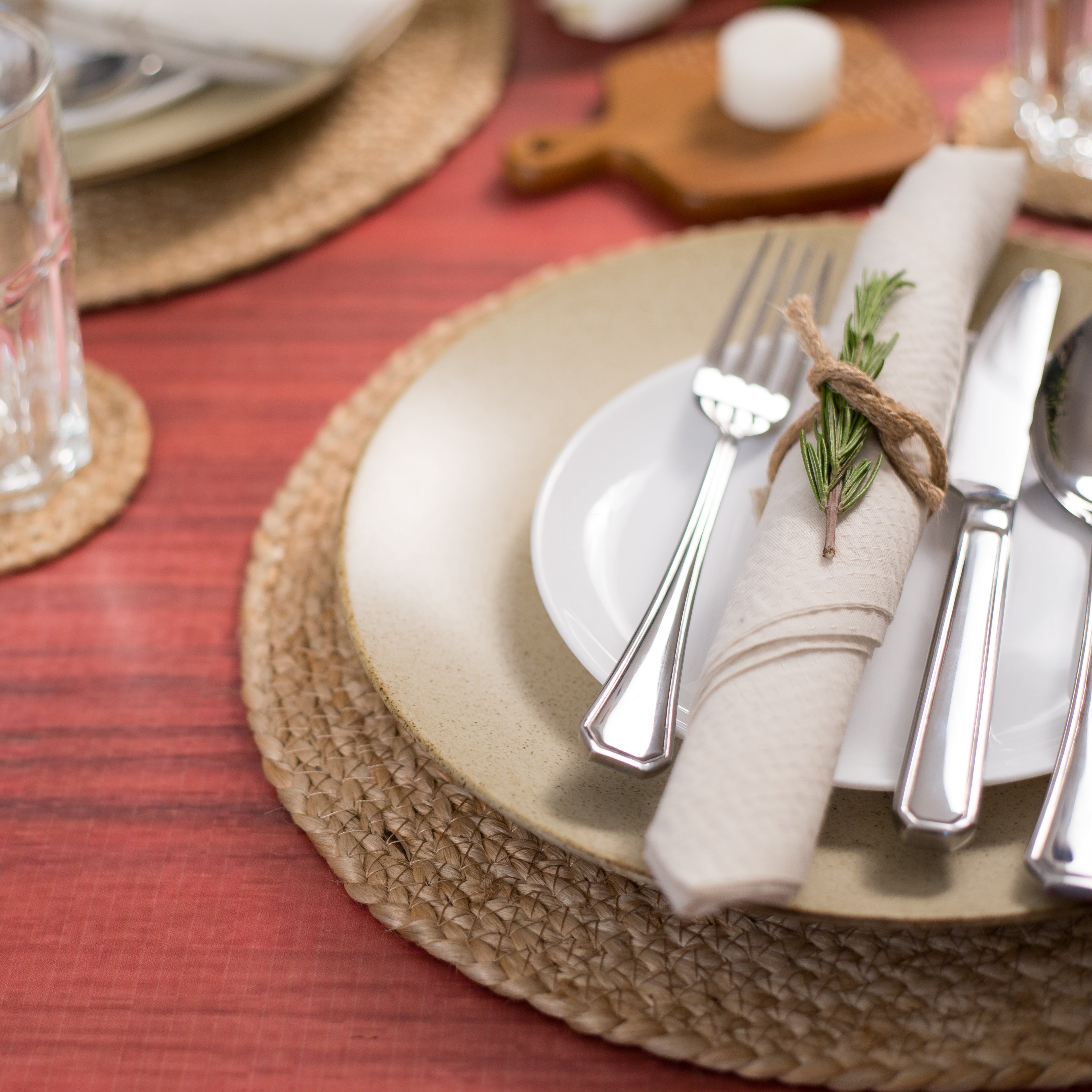 Round Jute Placemats, Set of 6 – 100% Natural Non-Slip Handwoven Boho Farmhouse Table Mats for Dining, Kitchen, and Wedding Décor