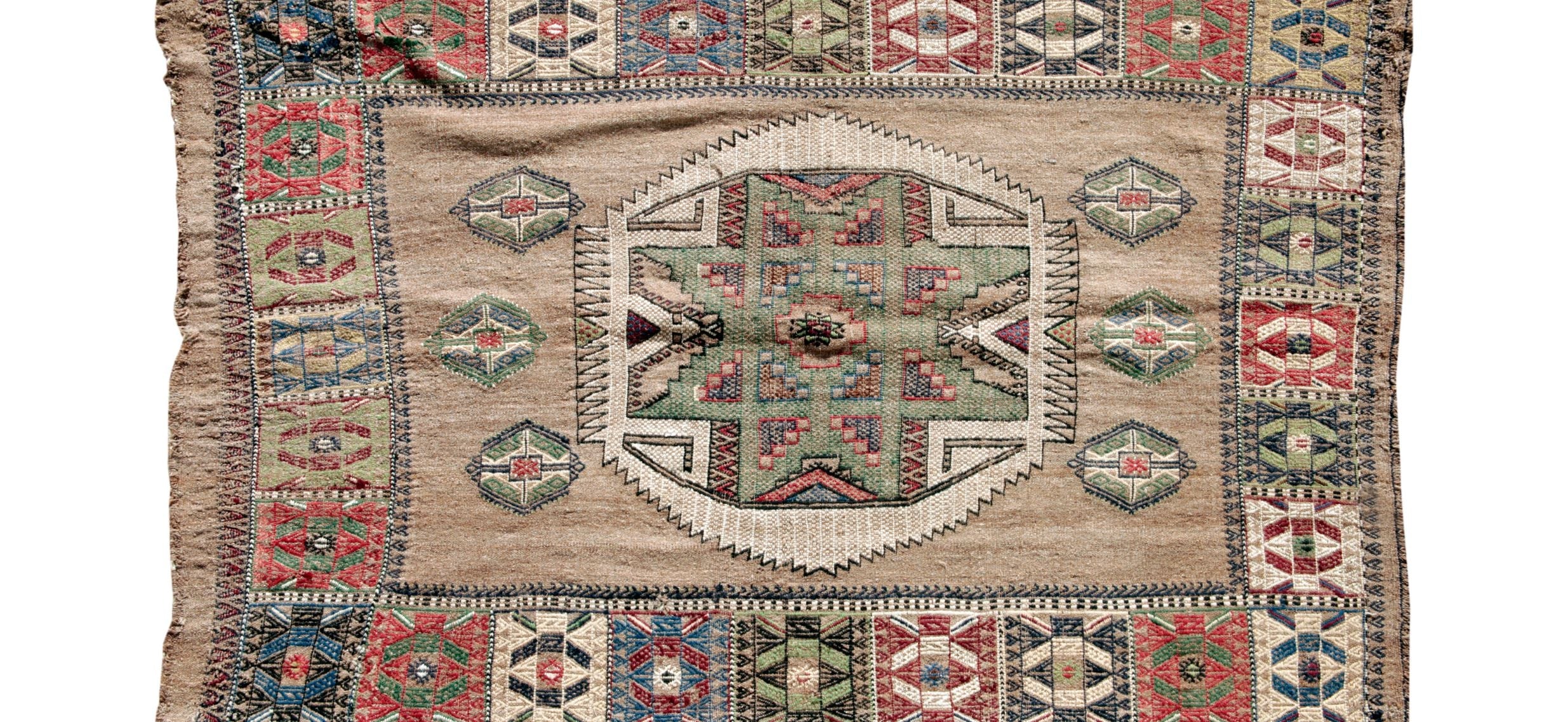 Pros and Cons of Silk Rugs