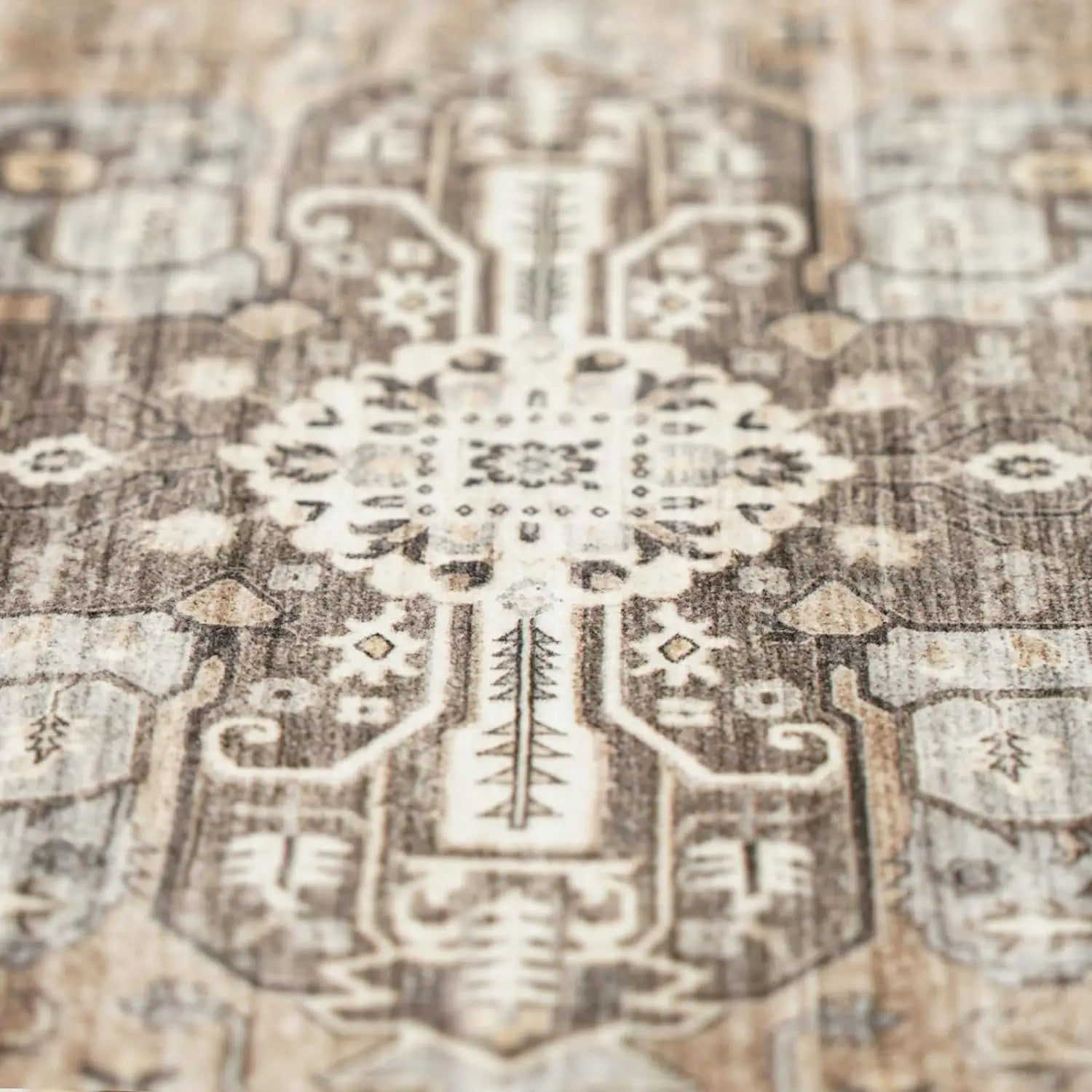 Stain Resistant Vintage Large Rugs With Non Slip Technology