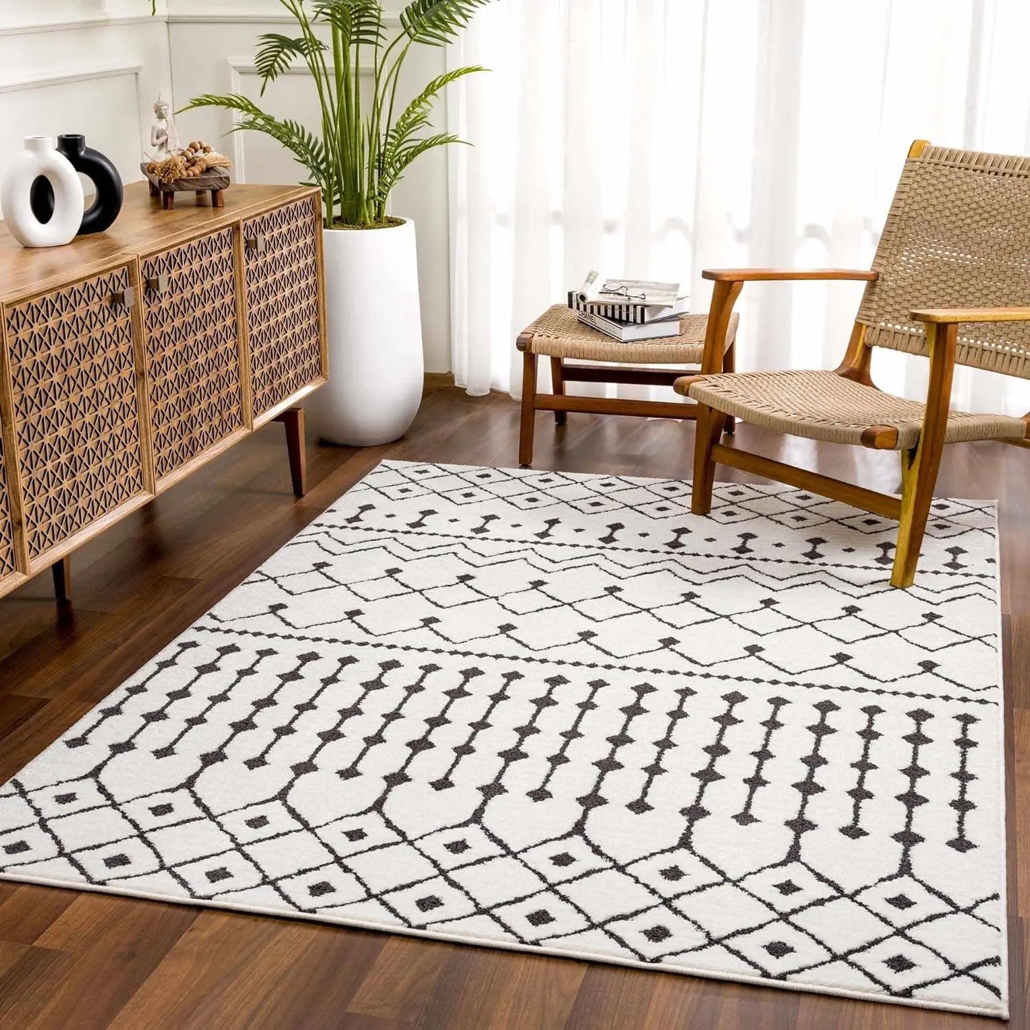 Bohemian farmhouse shag charcoal black and white Moroccan area rug