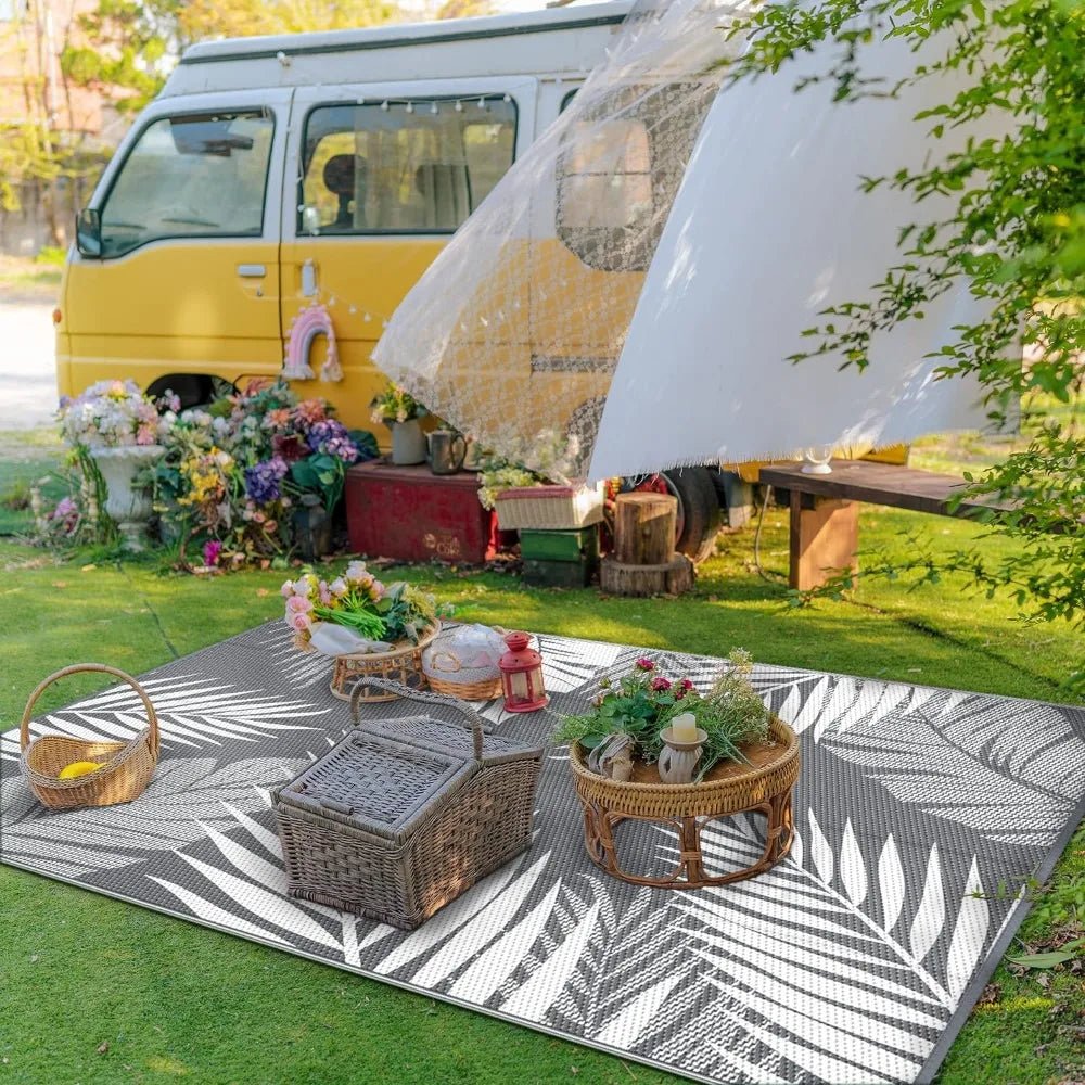 Reversible Plastic Straw Camping Carpet-Stylish Palm Leaf Design