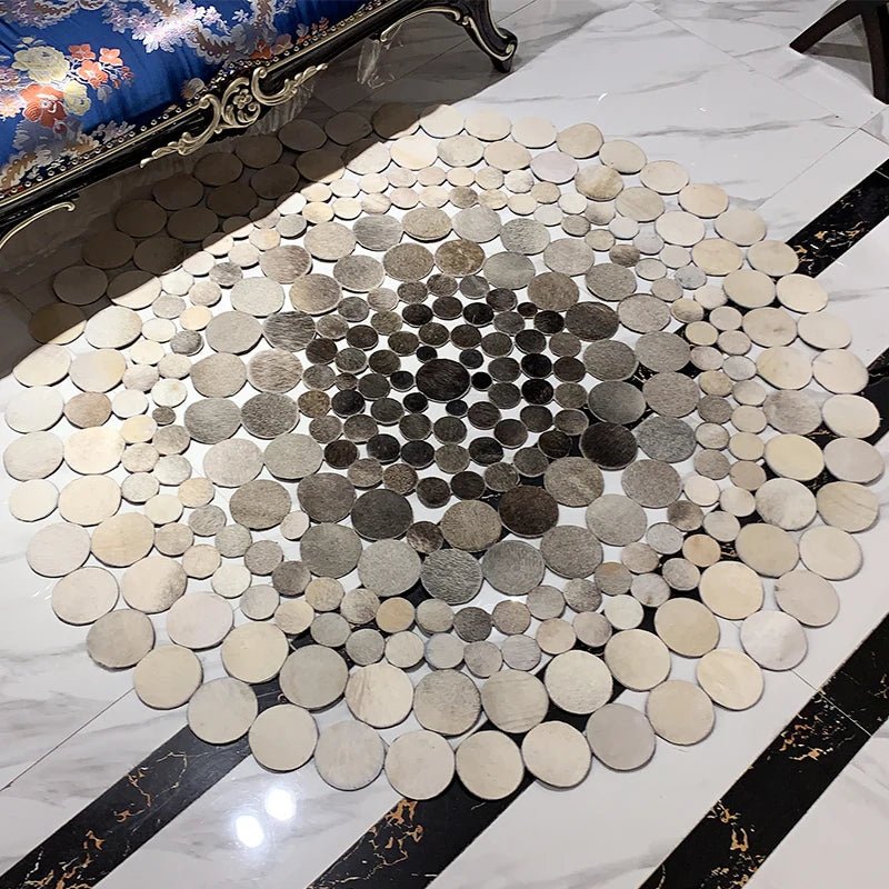 Luxury Handmade Patchwork Round Cowhide Rug for Bedroom