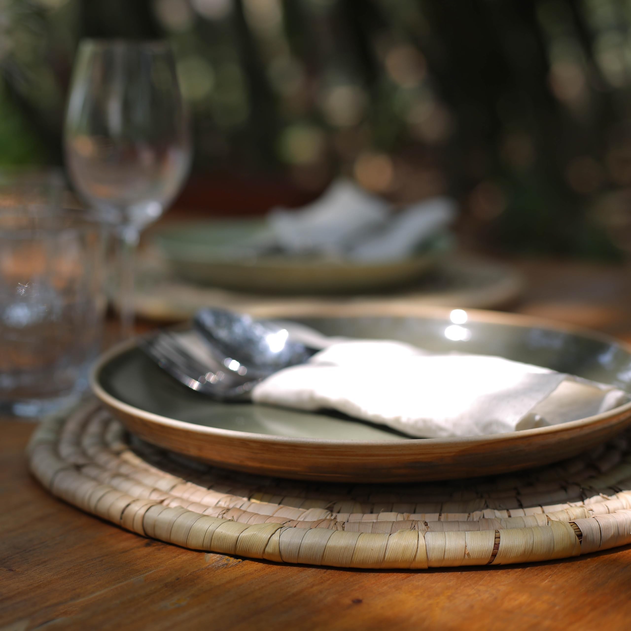 sustainable leaf placemats