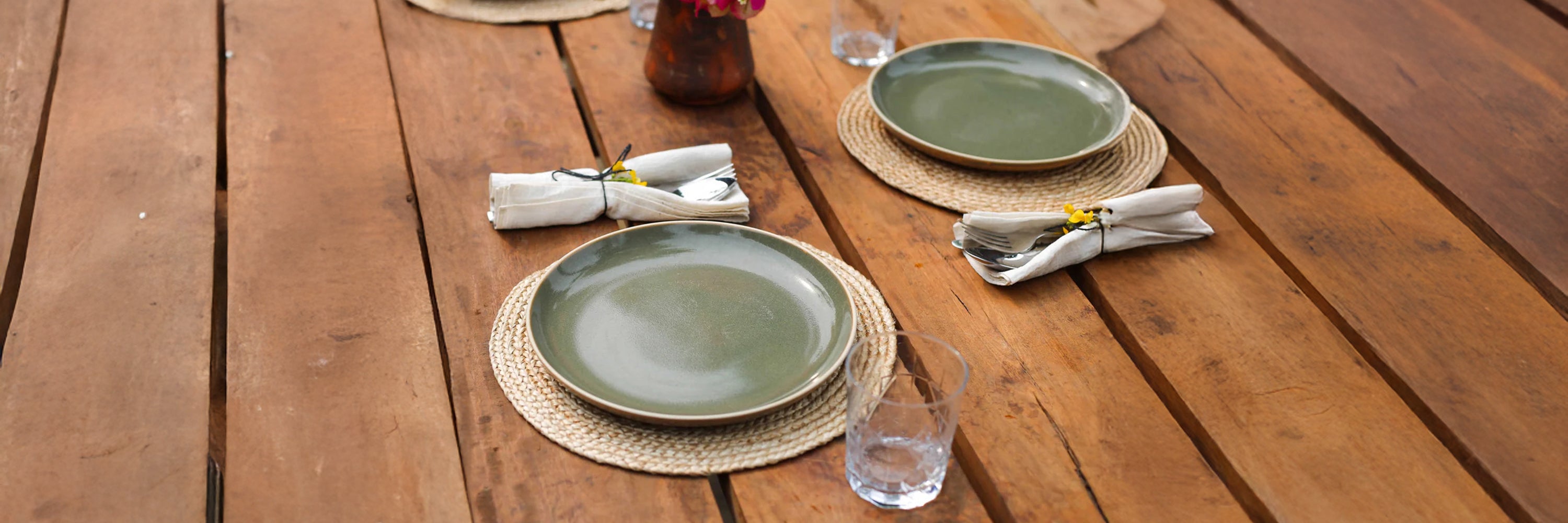 round jute placemats